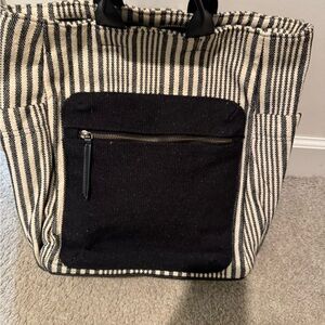 Universal Thread Black and White Striped Laptop Case